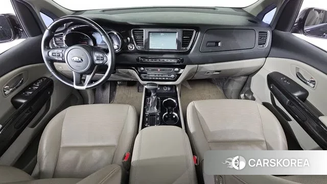 Kia The New Carnival id 3402977 из Кореи 17