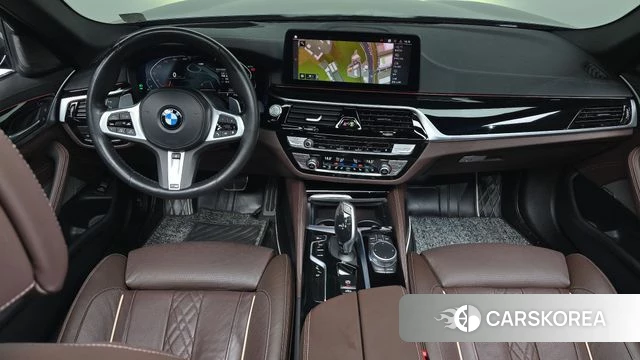 BMW 5 Series (G30) id 4495443 из Кореи 17
