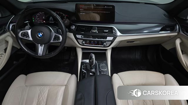 BMW 5 Series (G30) id 4309653 из Кореи 30