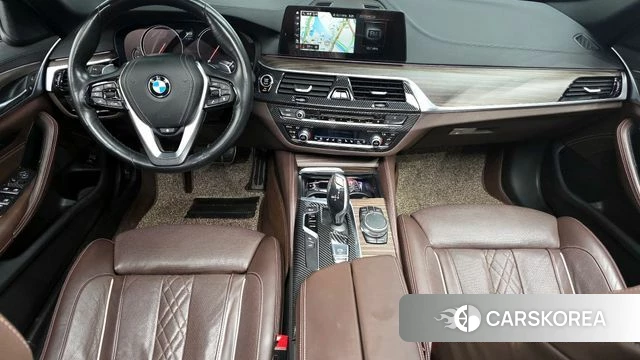 BMW 5 Series (G30) id 3861799 из Кореи 17