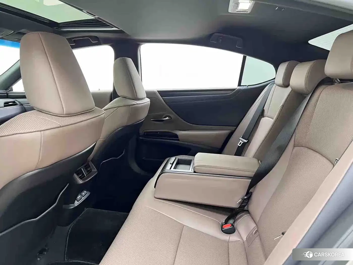 Lexus ES id 4539025 из Китая 25