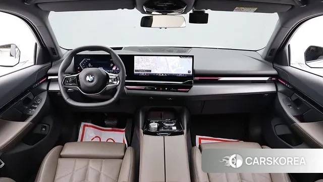 BMW 5 Series (G60) id 3620142 из Кореи 17