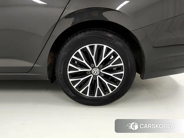 Volkswagen Sagitar id 4238282 из Китая 17