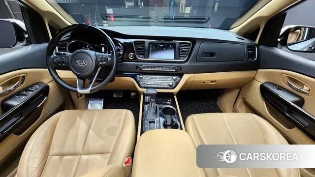 Kia The New Carnival id 2971394 из Кореи 17