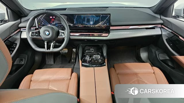 BMW 5 Series (G60) id 4523047 из Кореи 30