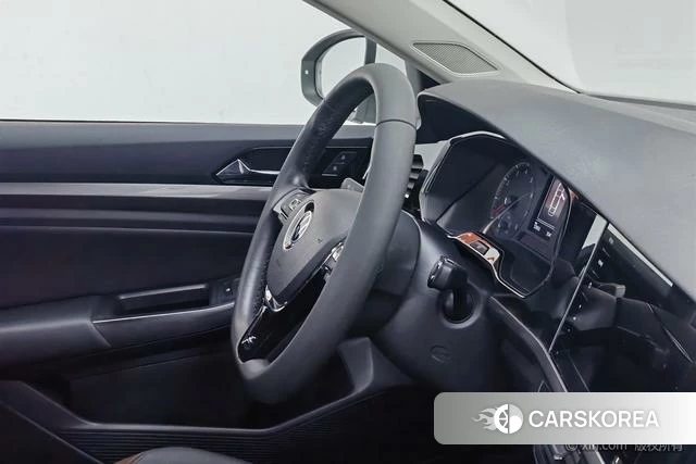Volkswagen Bora id 4258506 из Китая 21