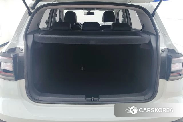 Volkswagen Exploring the shadow id 4236648 из Китая 14