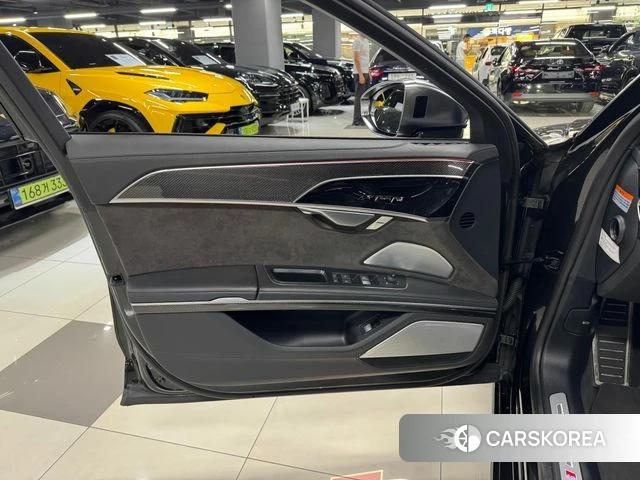 Audi S8 (D5) id 4495421 из Кореи 16