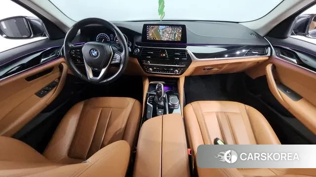 BMW 5 Series (G30) id 3203488 из Кореи 17