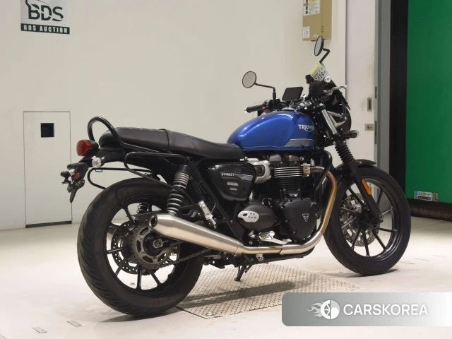 Triumph STREET TWIN 2022 из Японии, фото 2