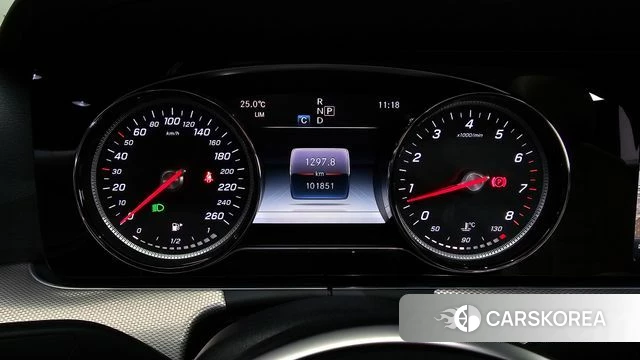 Mercedes-Benz E-Class W213 id 4390294 из Кореи 29