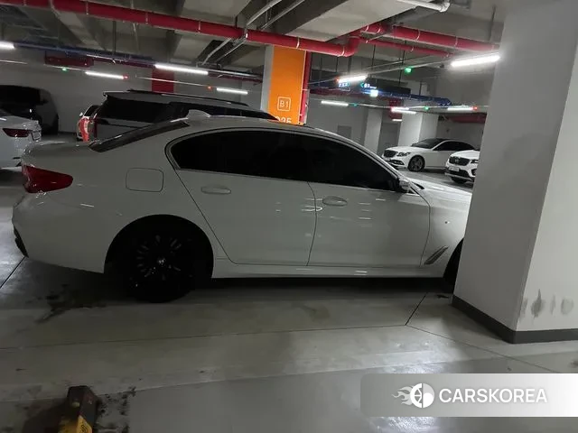 BMW 5 Series (G30) id 3098197 из Кореи 7