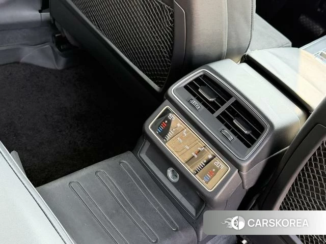 Audi A6L id 4259271 из Китая 19
