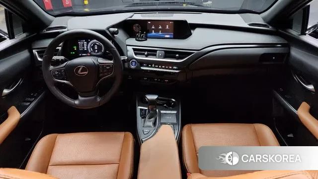 Lexus UX250h id 3478908 из Кореи 17