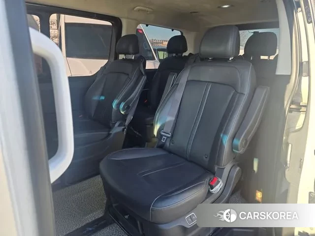 Hyundai Staria id 3619828 из Кореи 8