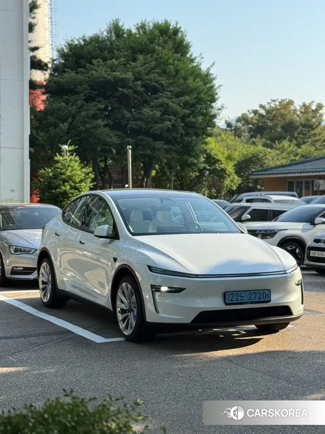 Tesla Model Y id 3294087 из Кореи 9