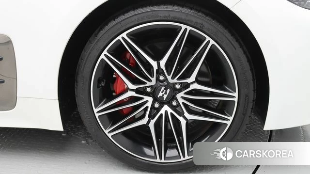 Kia Stinger Meister id 4676688 из Кореи 17