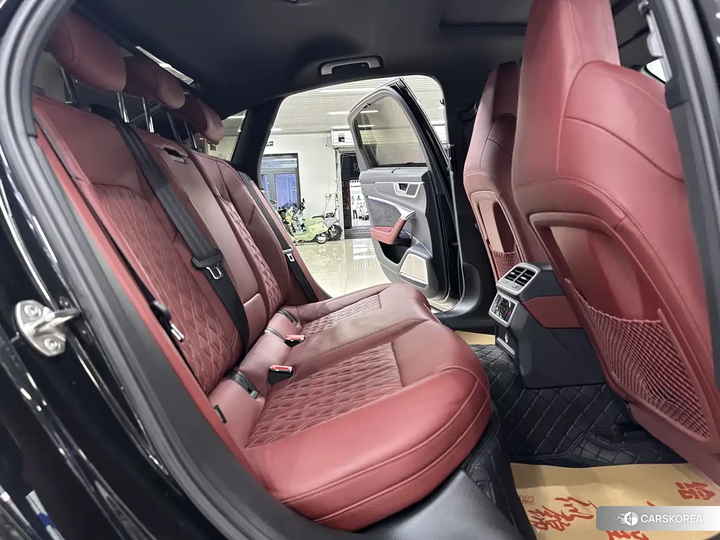Audi S6 id 4607122 из Китая 18