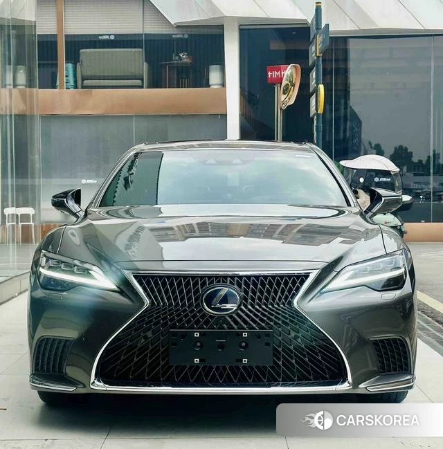 Lexus LS id 4261868 из Китая 13
