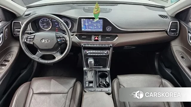 Hyundai Grandeur IG id 3330443 из Кореи 17