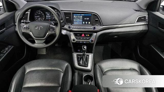 Hyundai Avante AD id 3899784 из Кореи 17