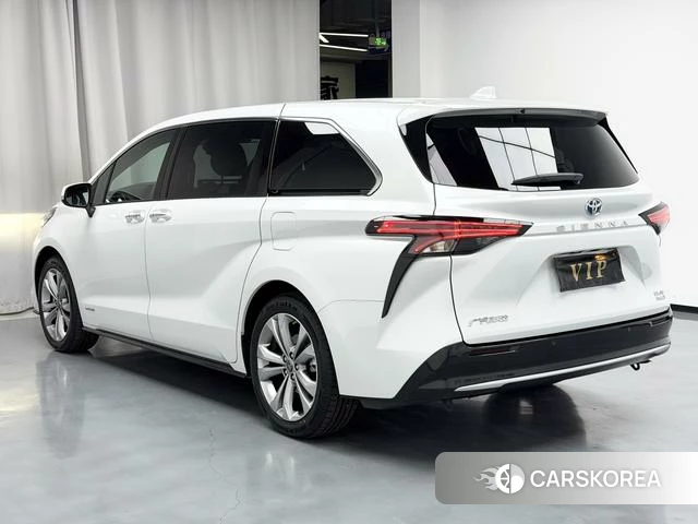 Toyota Saina id 4261095 из Китая 17