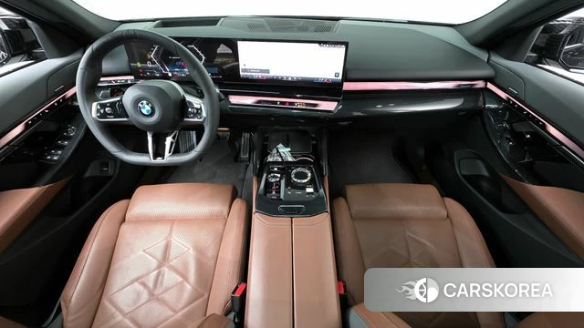 BMW 5 Series (G60) id 3891060 из Кореи 17