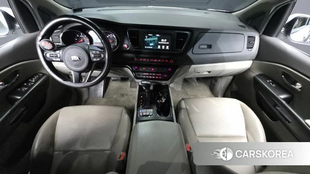 Kia All New Carnival id 3912038 из Кореи 17