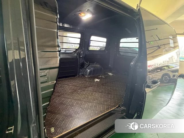 Hyundai Staria id 4421649 из Кореи 17