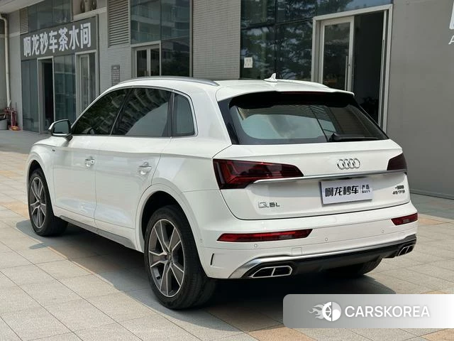 Audi Q5L id 4307757 из Китая 24