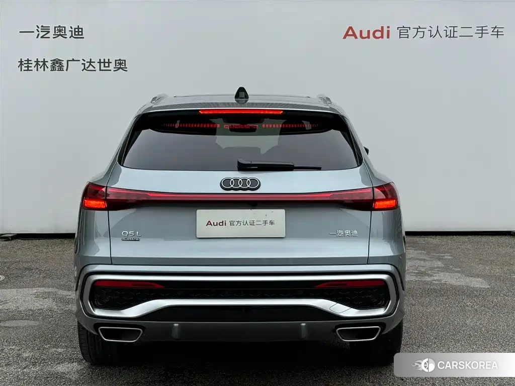 Audi Q5L id 4600398 из Китая 21