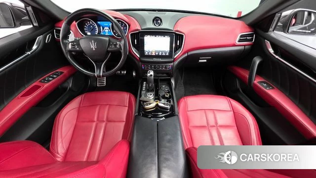 Maserati Ghibli id 4331360 из Кореи 17