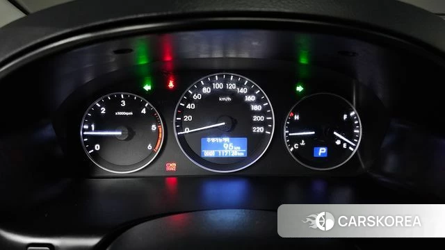 Hyundai The New Grand Starex id 4918774 из Кореи 27
