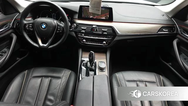 BMW 5 Series (G30) id 4610207 из Кореи 30