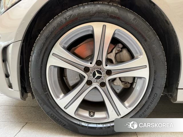 Mercedes-Benz Class C id 4348370 из Китая 15