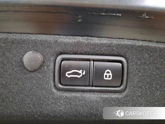 Hyundai The New Grandeur IG id 4367627 из Кореи 17