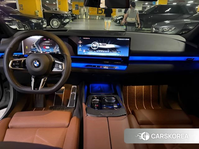 BMW 5 Series (G60) id 4548451 из Кореи 17