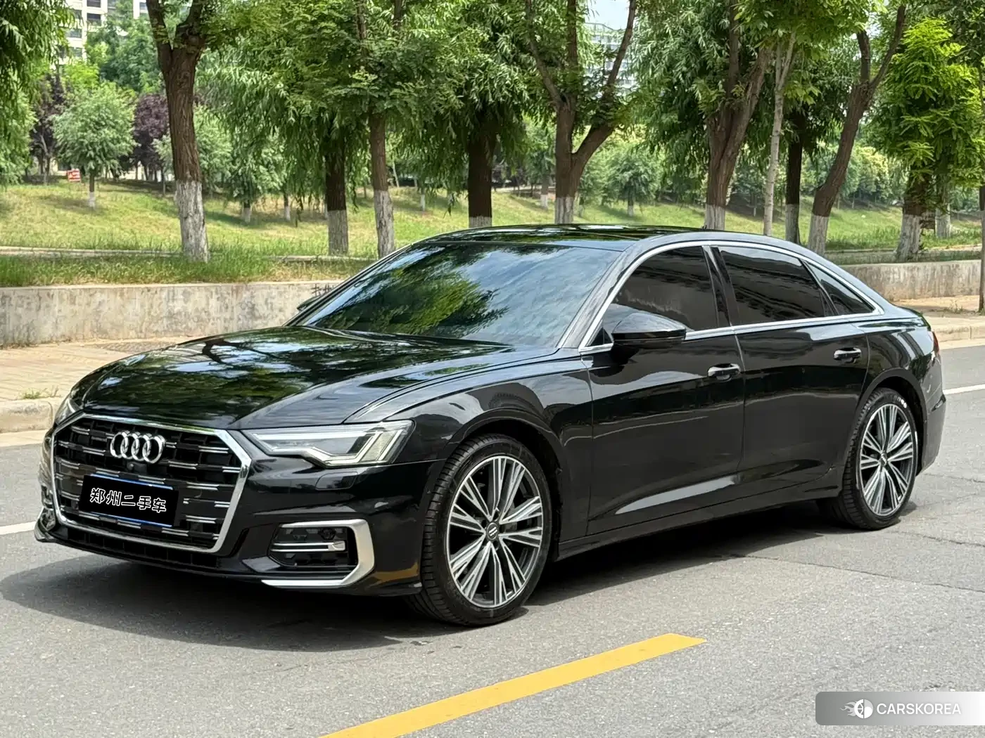 Audi A6L id 4674365 из Китая 7