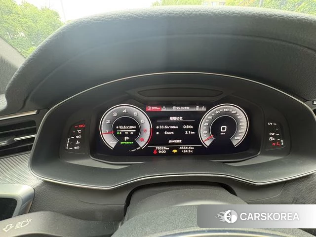 Audi A6L id 4313957 из Китая 10
