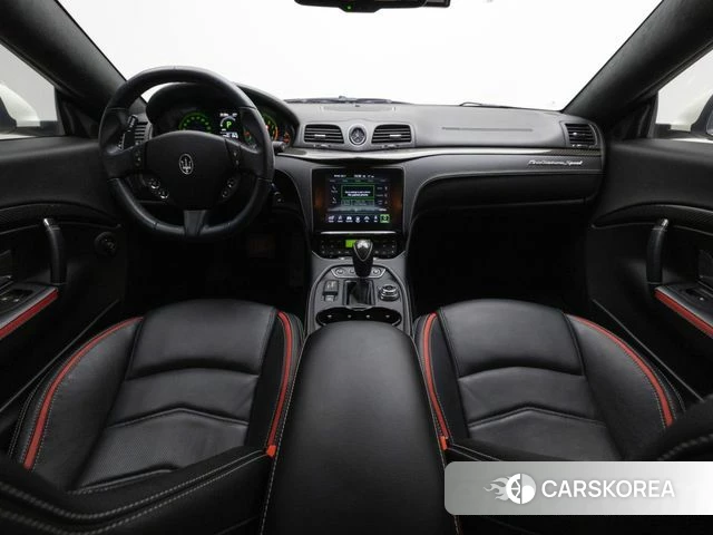 Maserati GranTurismo id 3905384 из Кореи 17