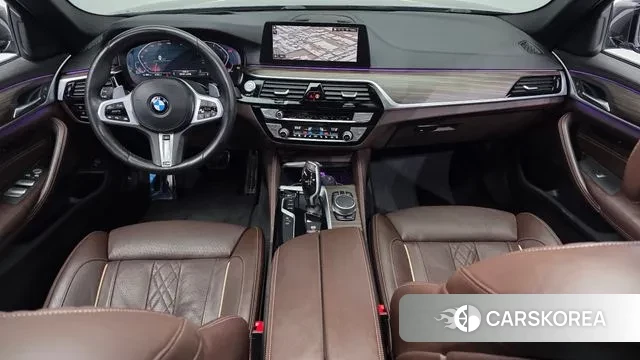 BMW 5 Series (G30) id 3736619 из Кореи 17