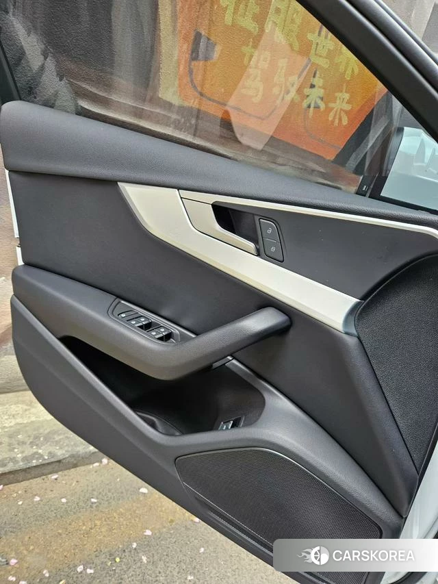 Audi A4L id 4236545 из Китая 7