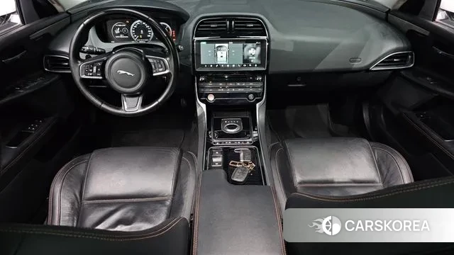 Jaguar XE id 3723698 из Кореи 17