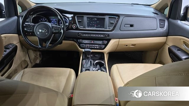 Kia The New Carnival id 4688955 из Кореи 17