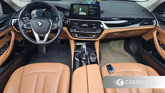 BMW 5 Series (G30) id 4737645 из Кореи 32