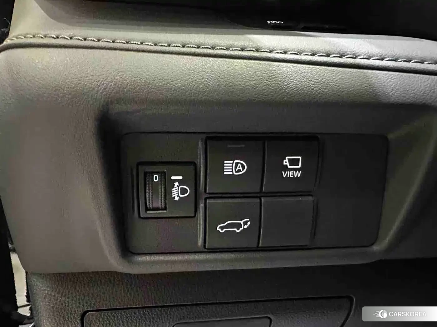 Toyota Crown id 4601885 из Китая 21