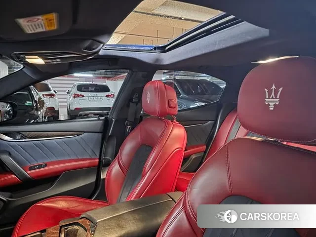 Maserati Ghibli id 3340551 из Кореи 16