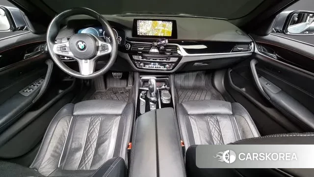 BMW 5 Series (G30) id 3449338 из Кореи 17