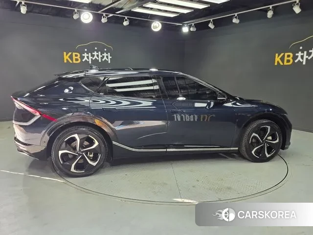 Kia EV6 id 3355324 из Кореи 17