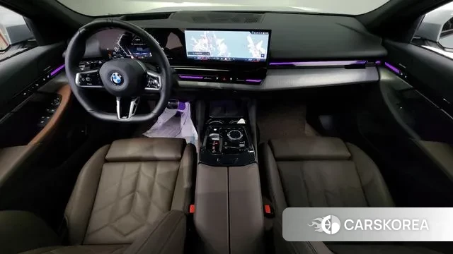 BMW 5 Series (G60) id 3437175 из Кореи 17